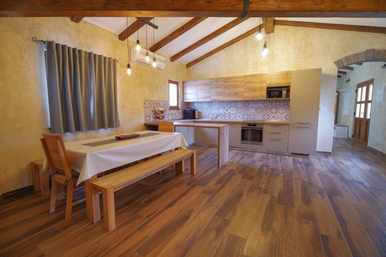 Villa Meloni Motovun Exteriér fotografie